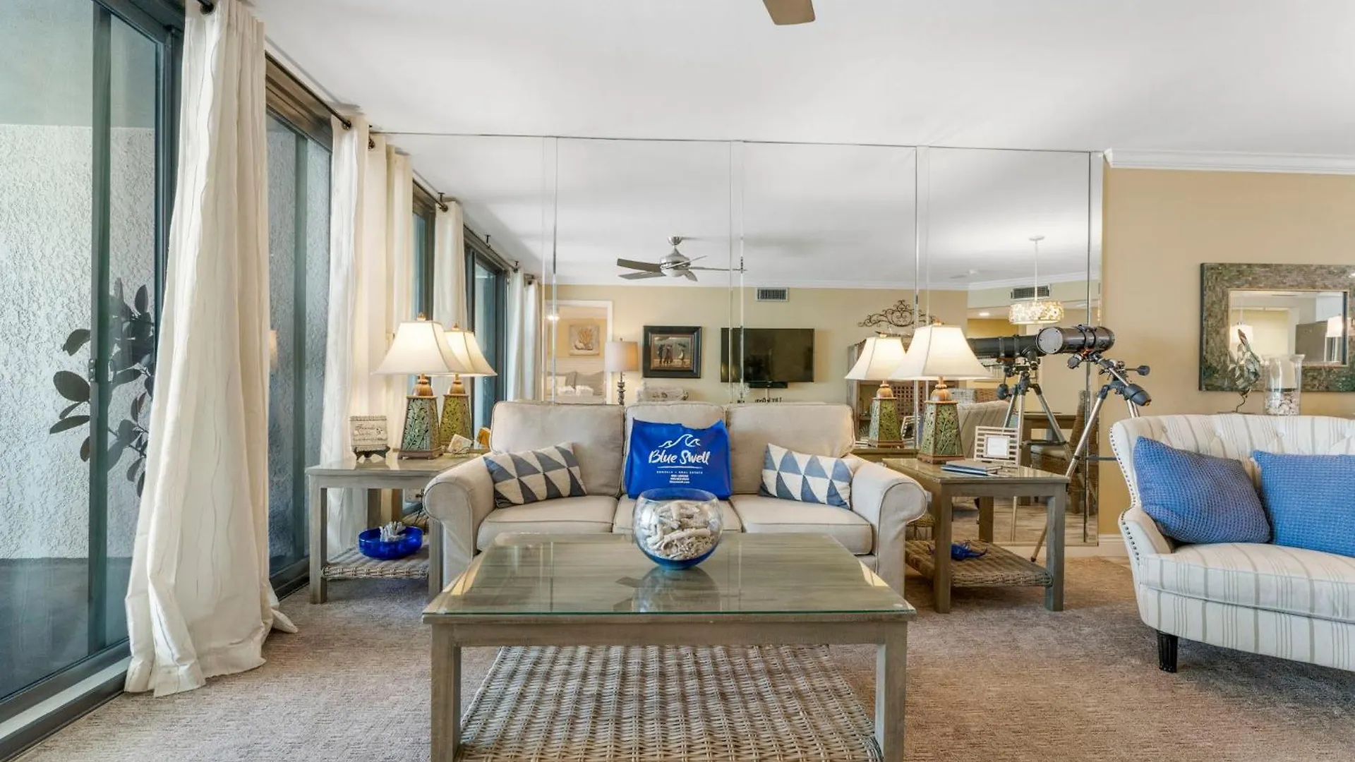 Stunning 2/2 Designer Condo W Coastal Appeal Right On The Gulf! Panama City Beach United States